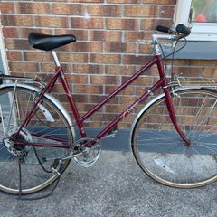 Raleigh bike frame - in need of repair