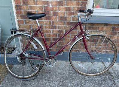 Raleigh bike frame - in need of repair