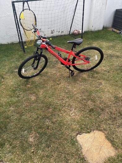 Girls bike 24