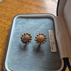 Vintage Earring