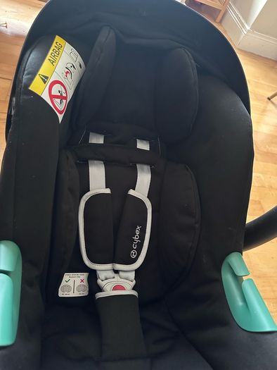Cybex Aton B2 R129 Car Seat with ISOFix Base