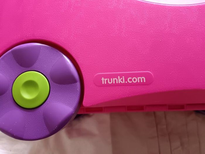 trunki kids suitcase