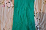 green dress