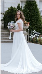 Essence of Australia Wedding dress for sale, perfect condition, no stains, no damage.