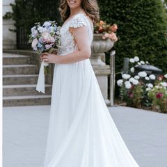Essence of Australia Wedding dress for sale, perfect condition, no stains, no damage.