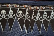 8 pc Pirate Skull &amp; Crossbones Bunting New (4m)