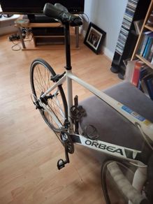 road bike, recently serviced, new brakes and gear cable, very good condition