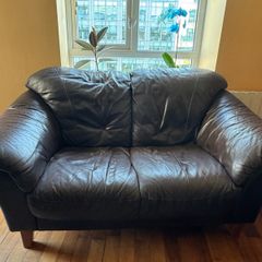 Leather sofa suite
