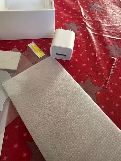 iPhone X empty box