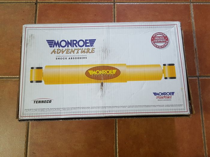 Renault Clio I 1990 - 1998 Front Gas Shock Absorbers