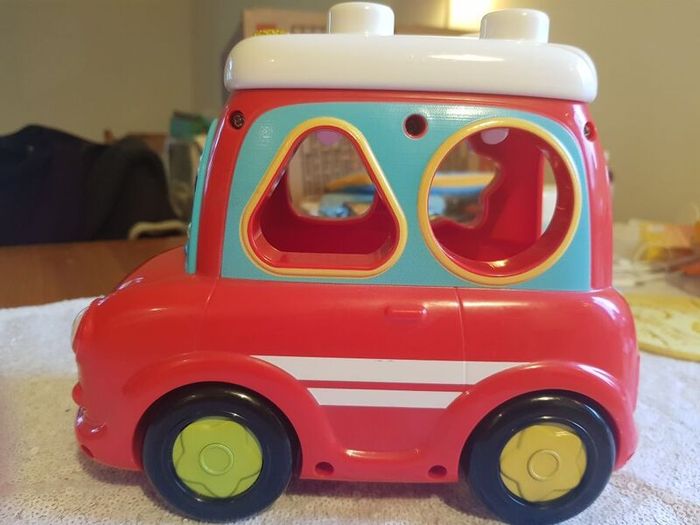 shape learning car