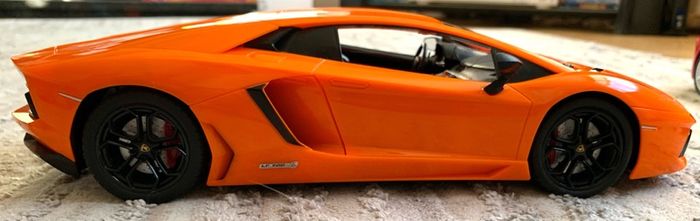 Lamborghini Aventador Coupe Remote Control Car