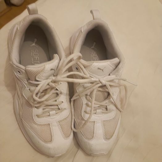 Puma White Runners size 6