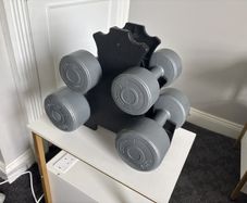 dumbbell set with stand