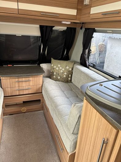 Lunar Quasar 554 4 Berth caravan