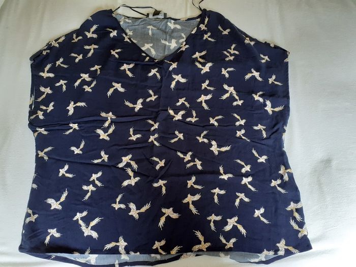 New Ladies Top