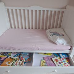 Lovely Sledge Cot Bed