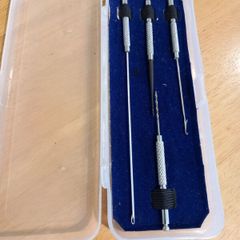 Set of 3 bait needles and drill