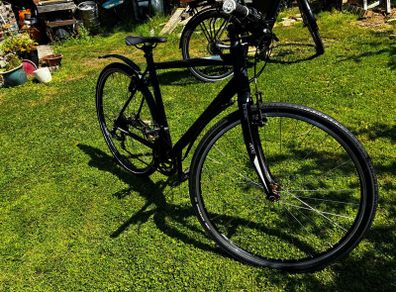 Cube bike