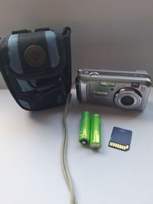 Canon PowerShot A460 digital camera.