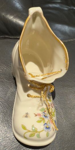 Cre Irish Porcelain Boot Flowers Vines Delicate. Irish Porcelain
