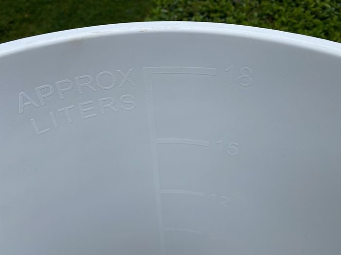 Coleman water/beverage cooler/dispenser.