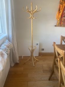 Coat hanger