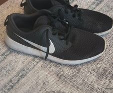 Nike Roshe G spikeless golf shoes