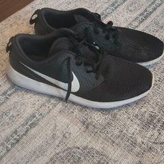 Nike Roshe G spikeless golf shoes