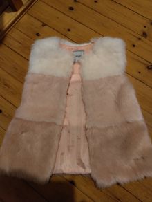 Girls fur gilet