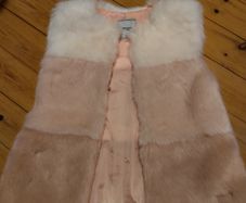 Girls fur gilet