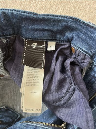 7 for All Mankind Dark Blue jeans size 31