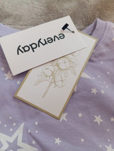 girls wear pyjamas.  2pairs in bundle