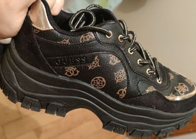 Guess Woman Shoes