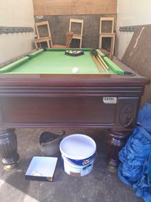 Pool table