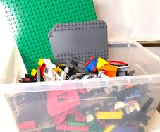 Large Lego Duplo Bundle (411 pieces +3 plates)