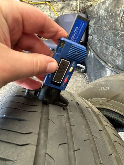 215/60/17 Continental Tyres