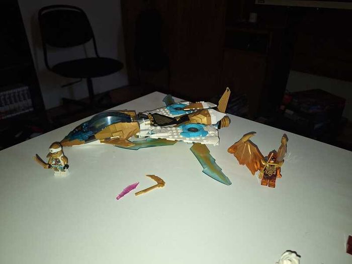 Lego set 71770 Zane's Golden Dragon Jet