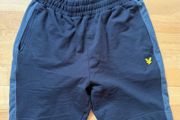 Lyle and Scott Shorts Black small