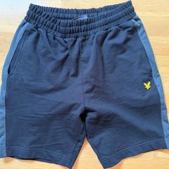 Lyle and Scott Shorts Black small