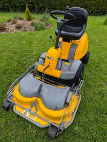 Stiga Park HST 14 Front Deck Ride-On Mower