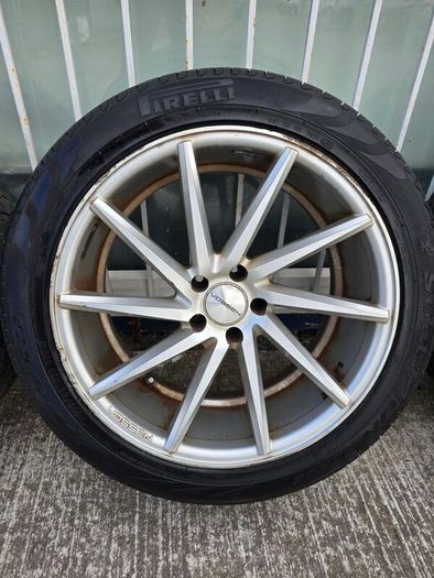 20" 5x112 Vossen , 4x Like New Tyres .