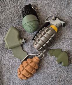Selection of 3d printed military models  x (5)