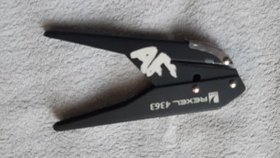 Rexel 4363 Universal Paper Single 6mm Hole Punch A0 A1 A2 A3 A4 A5 A6 B0 B1 B2 B3 B4 B5 B6 for 2 3 4 Ring Binders Dividers Files
