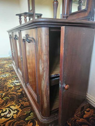 Sideboard with Mirrors