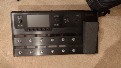 Line 6 Helix Floor w/ Helix Backpack