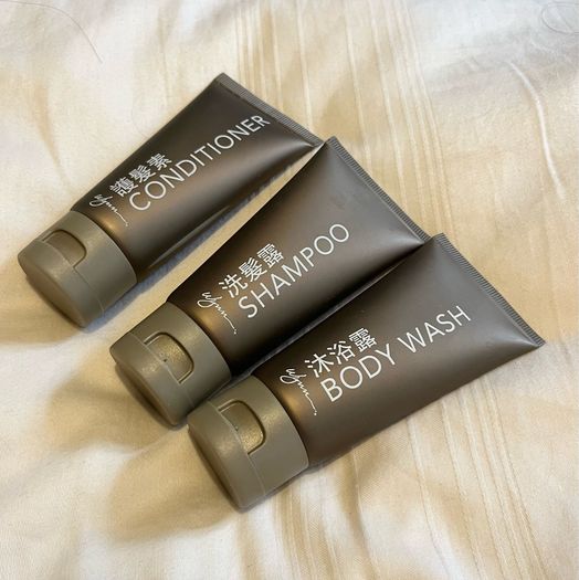 NEW Wynn Las Vegas exclusive travel set