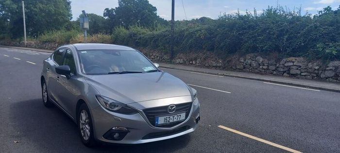 Mazda Mazda3 2015