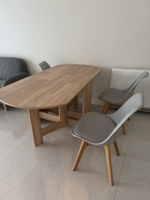 Dining table foldable