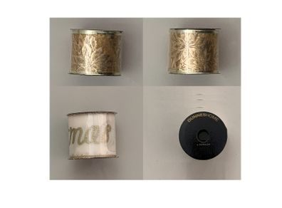 Gold Christmas Tree Ribbons